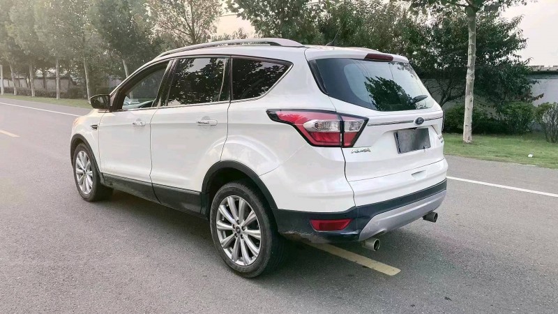 徐州17年福特翼虎7