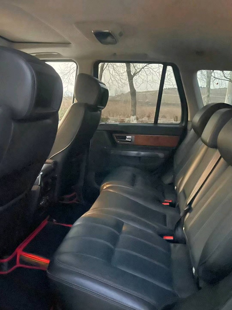 徐州12年路虎揽胜运动4