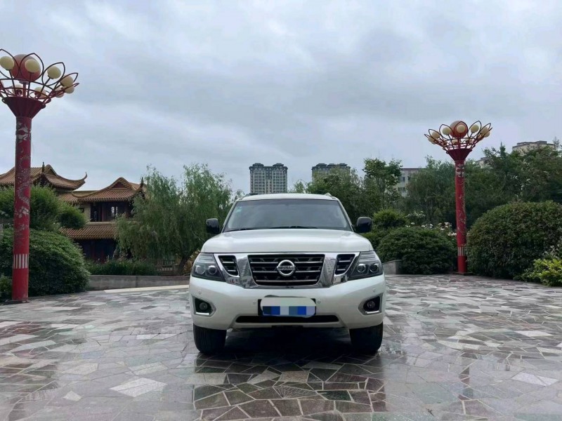 淄博17年日产途乐1