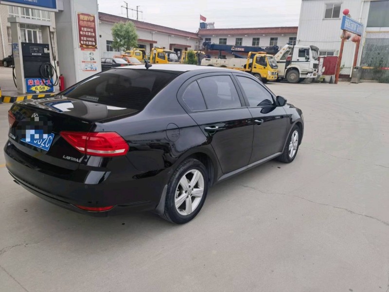 保定18年大众朗逸8