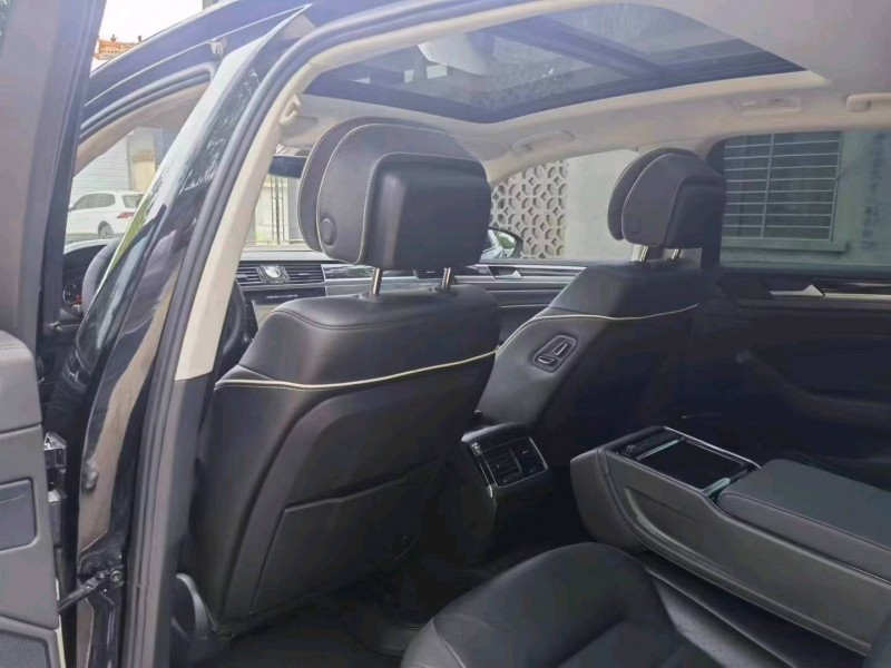 保定18年大众辉昂6