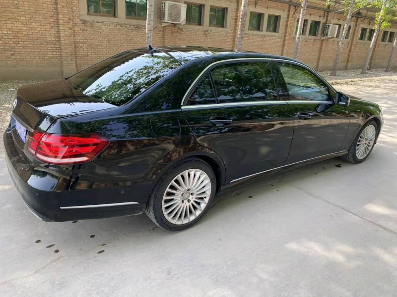 保定14年奔驰E8