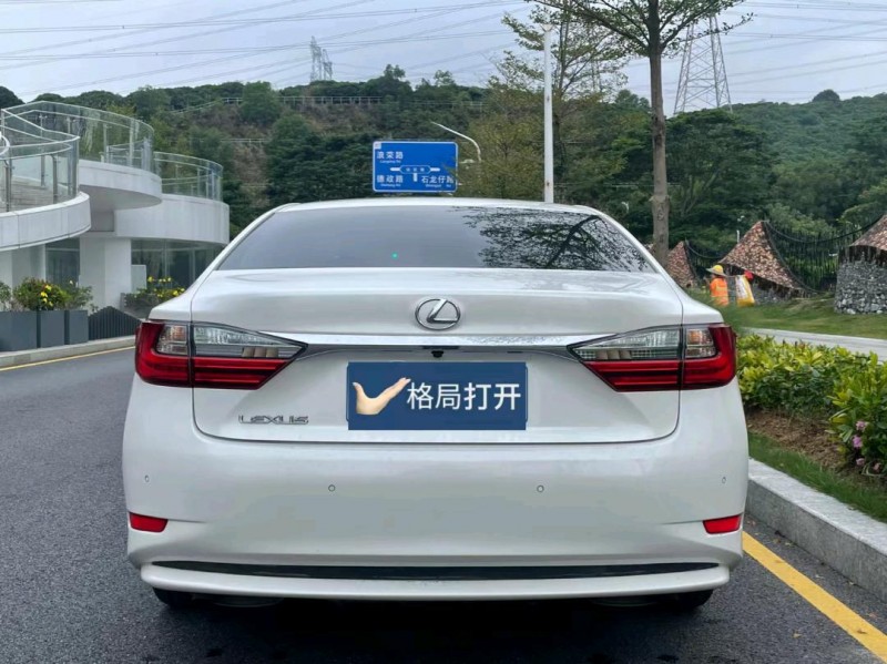 深圳15年雷克萨斯ES9