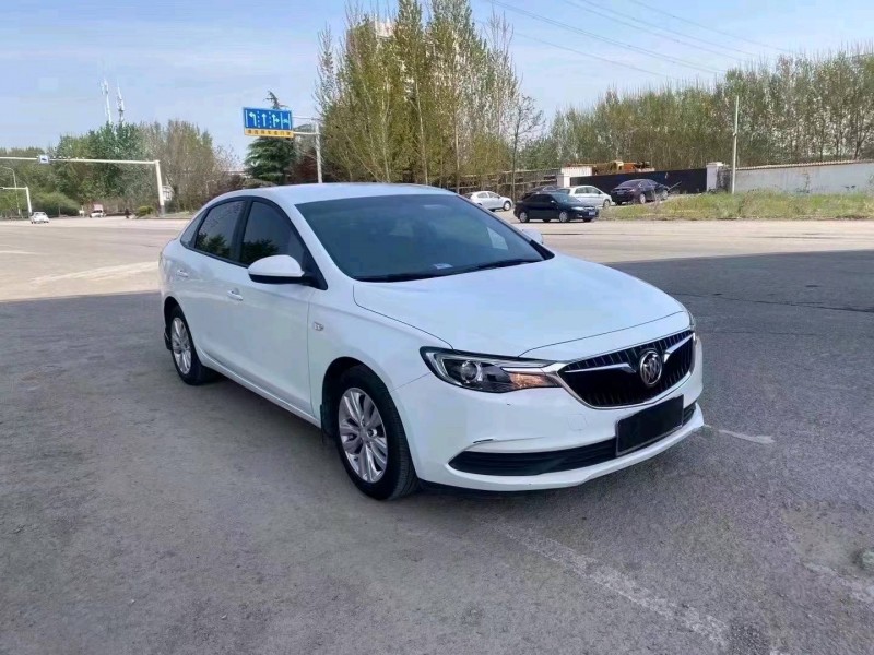 青岛21年别克英朗2