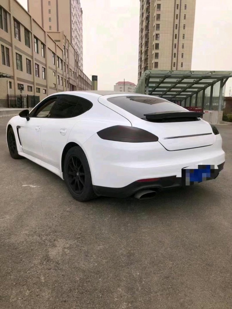 广州12年保时捷帕拉梅拉6