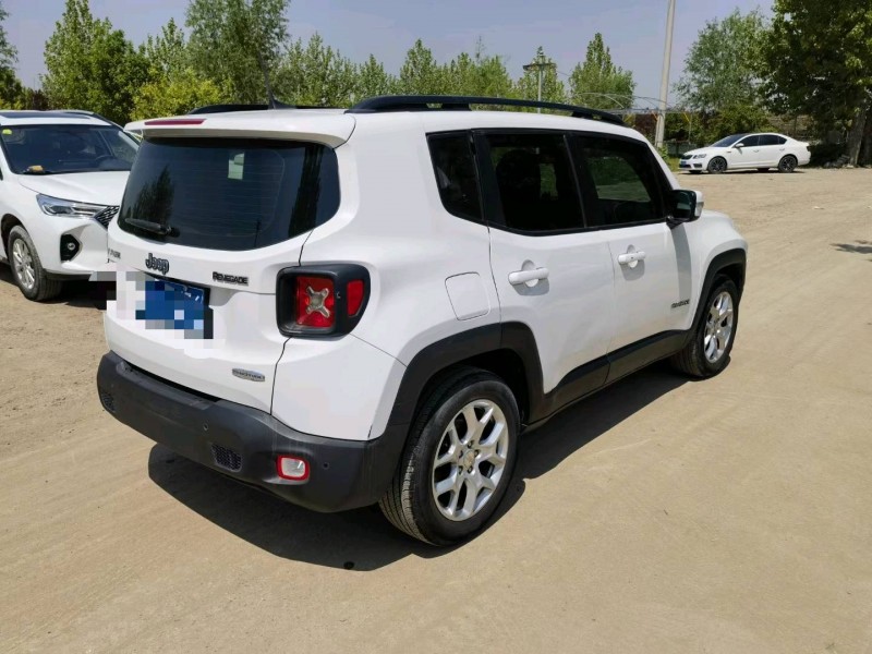 保定17年Jeep自由侠8