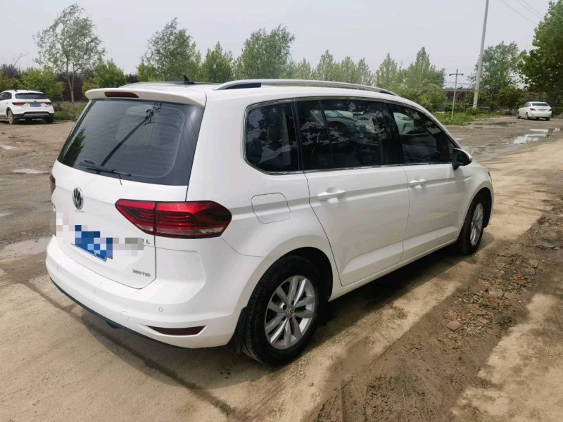 保定17年大众途安6