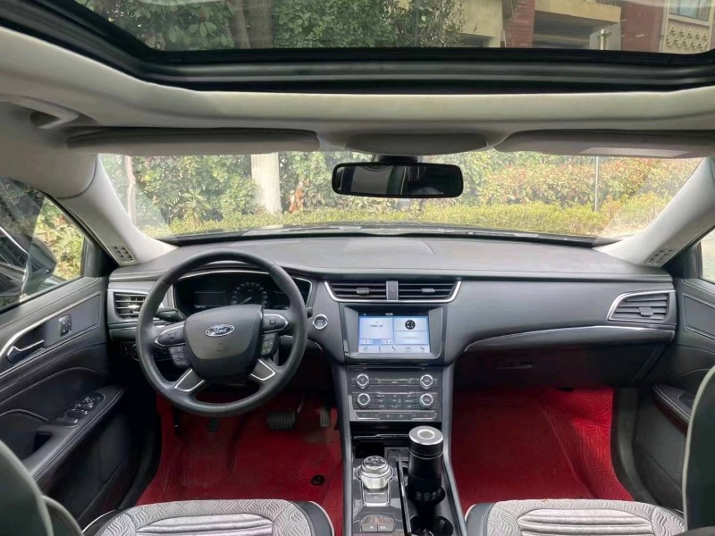 青岛19年福特金牛座4