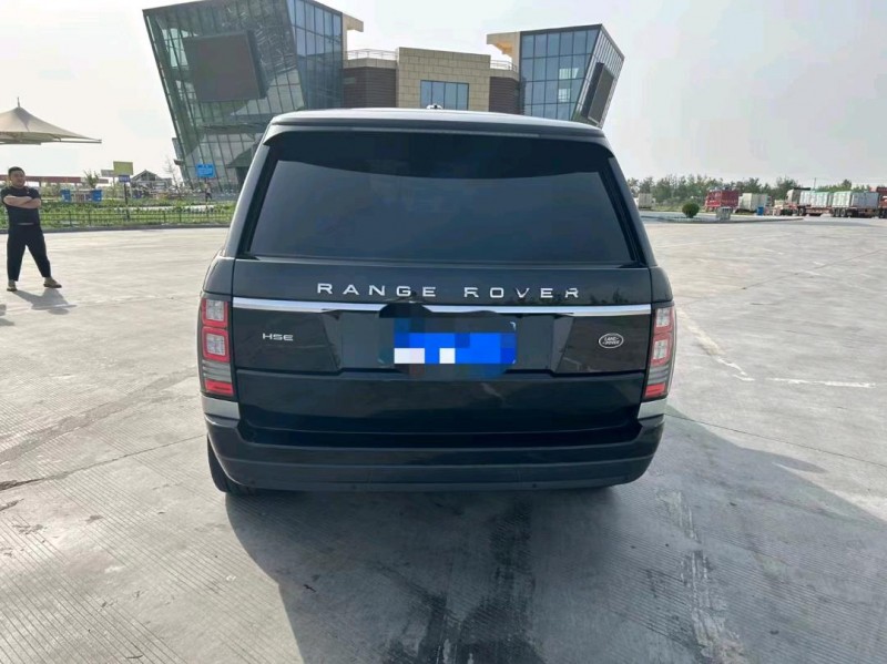 青岛15年路虎揽胜行政4