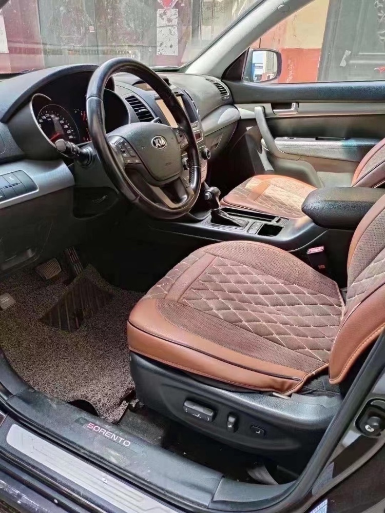 济宁14年起亚索兰托8