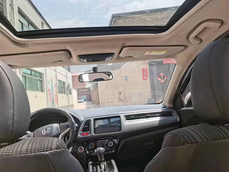 保定18年本田缤智7