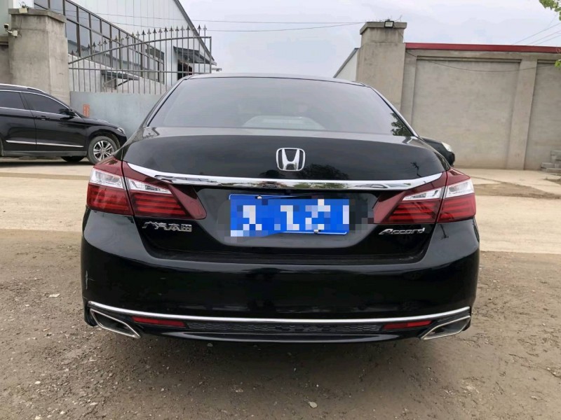 保定18年本田雅阁9