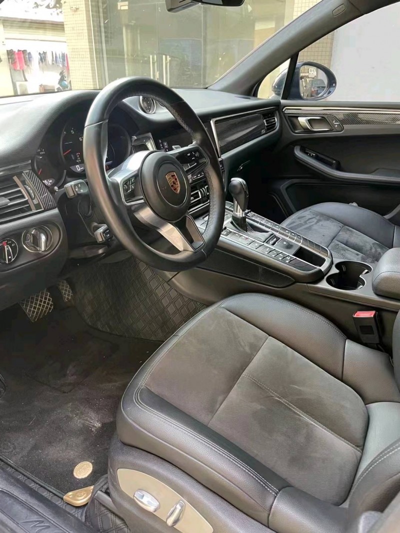 珠海20年保时捷Macan6