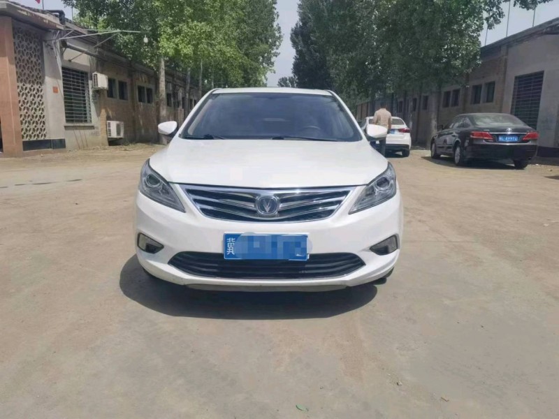 保定16年长安汽车逸动1