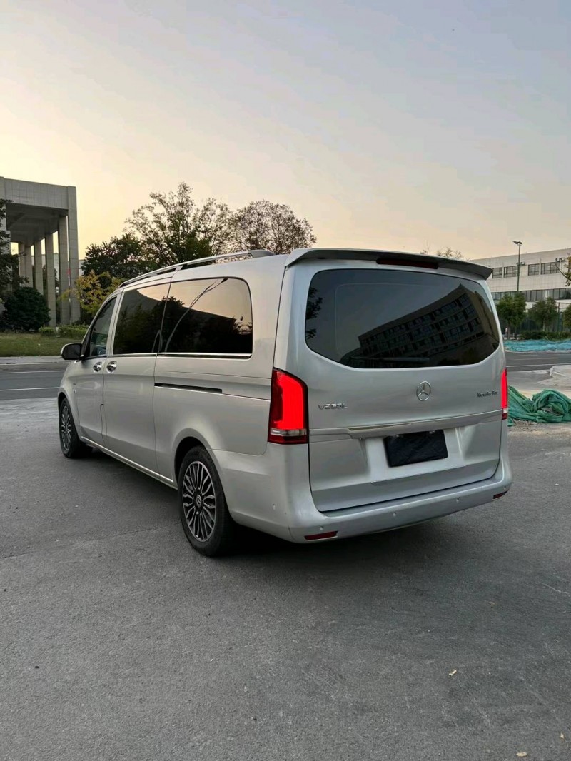 宿迁17年奔驰威霆7