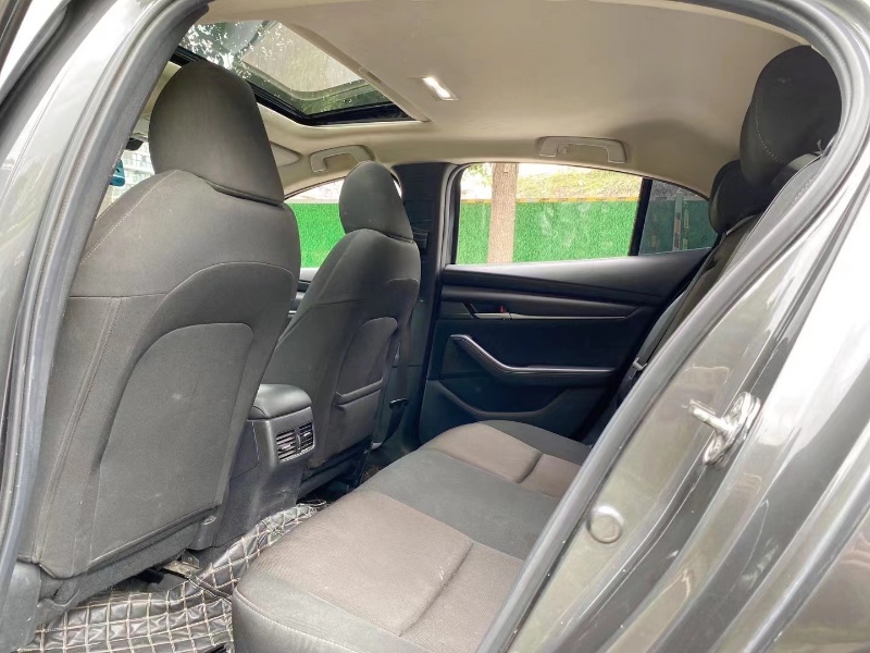 成都22年马自达昂克赛拉5