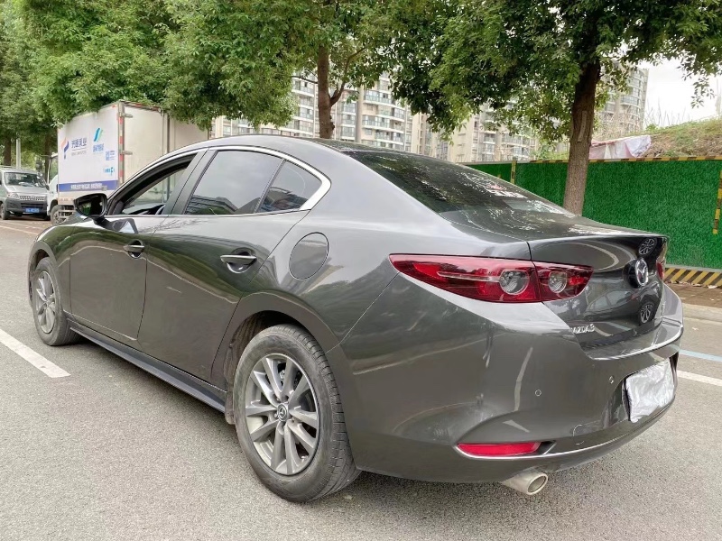 成都22年马自达昂克赛拉7