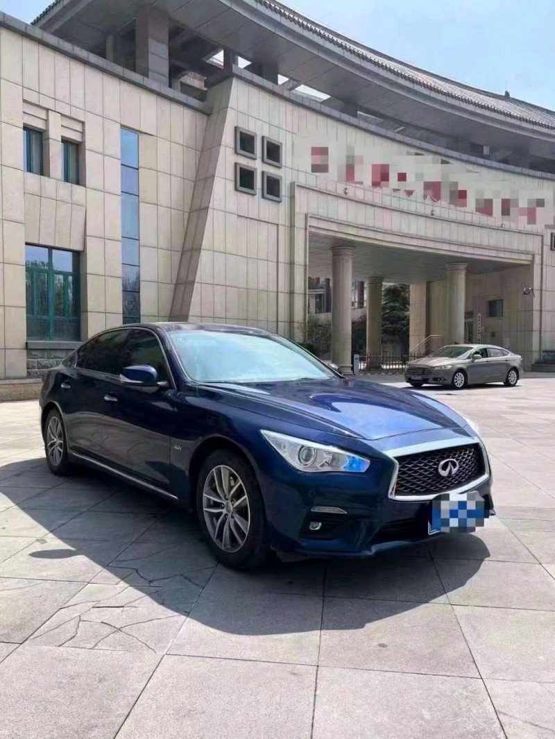 青岛20年英菲尼迪Q50L3