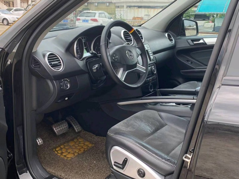 东莞11年奔驰ML5