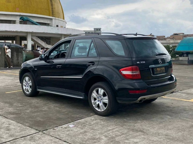东莞11年奔驰ML7