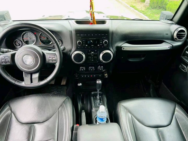 淄博18年Jeep牧马人7