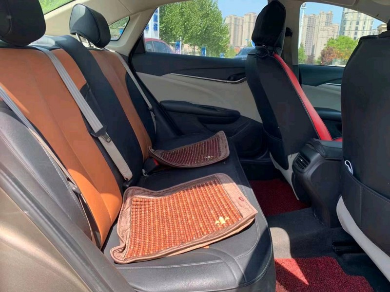 青岛15年别克英朗5