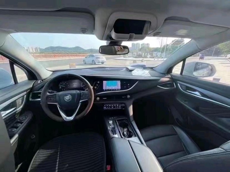 深圳21年别克昂科旗5