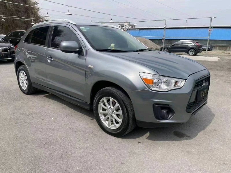 宜昌15年三菱劲炫7