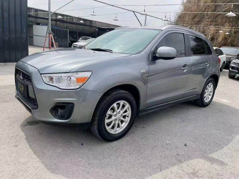 宜昌15年三菱劲炫8