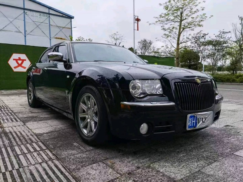 深圳09年克莱斯勒300C3