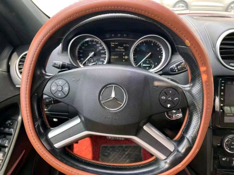 深圳12年奔驰ML9