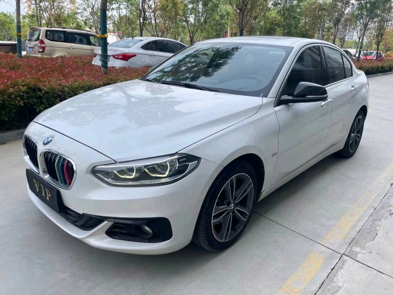 济宁18年宝马1系2