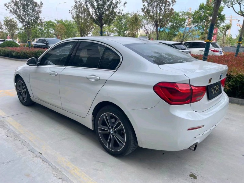 济宁18年宝马1系7
