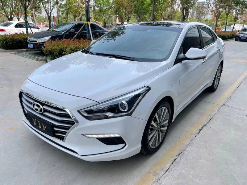 济宁18年现代名图2