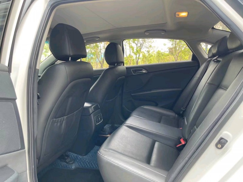 济宁18年现代名图4