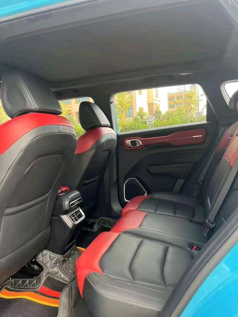 成都20年吉利icon4