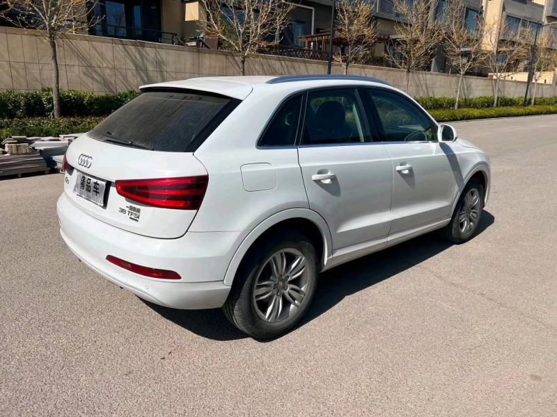 济南16年奥迪Q38