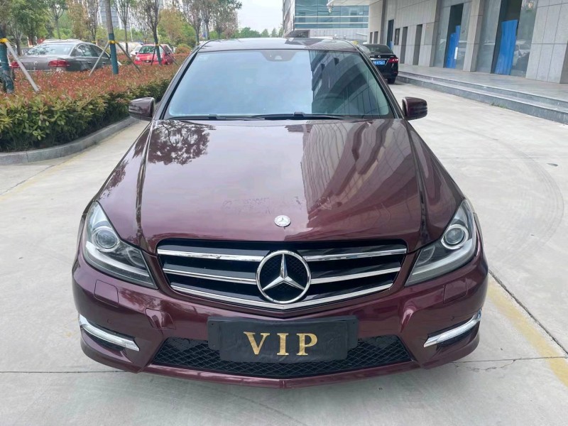 济宁13年奔驰C1