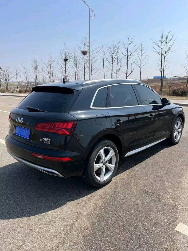 济南19年奥迪Q54