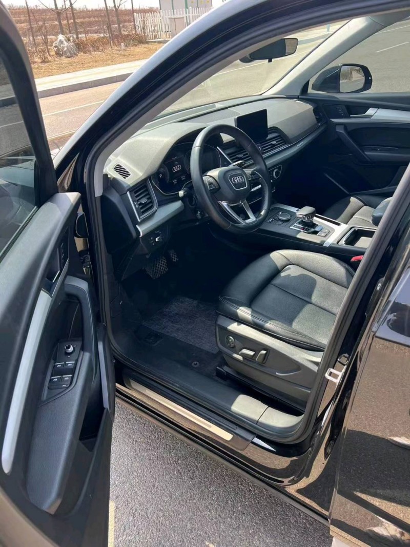 济南19年奥迪Q58