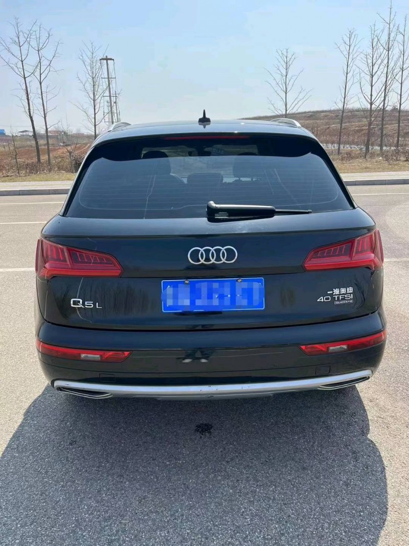 济南19年奥迪Q59