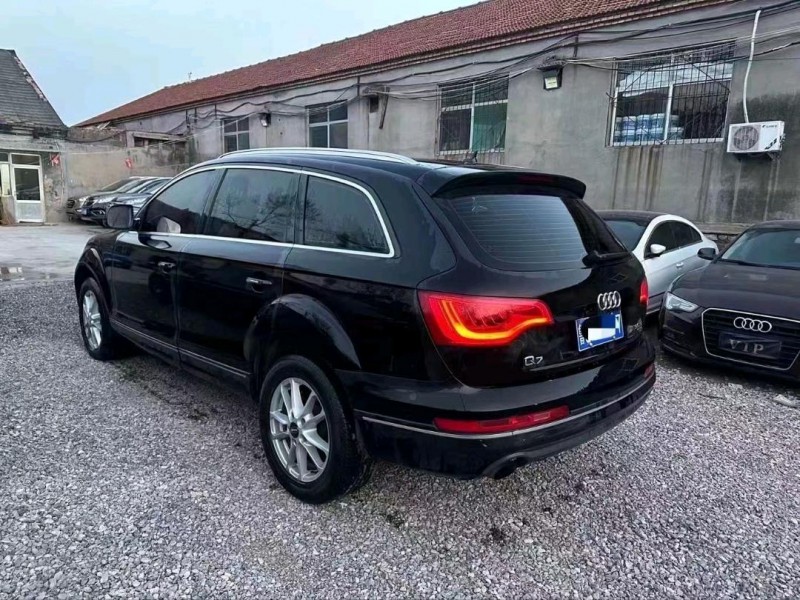 济南12年奥迪Q79