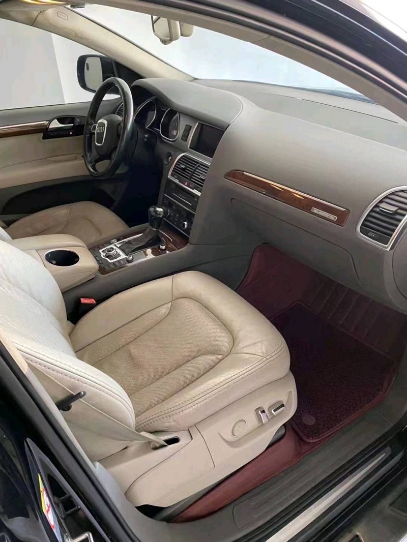 济南11年奥迪Q73