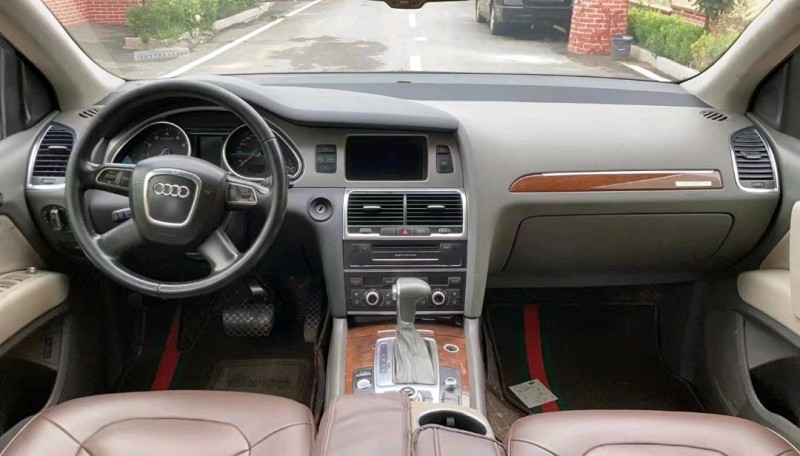 济南12年奥迪Q73