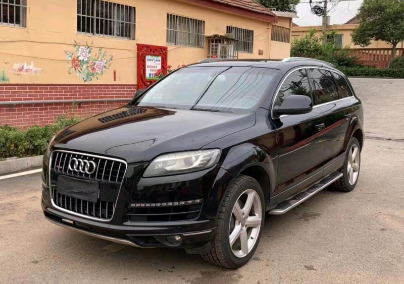 济南12年奥迪Q74