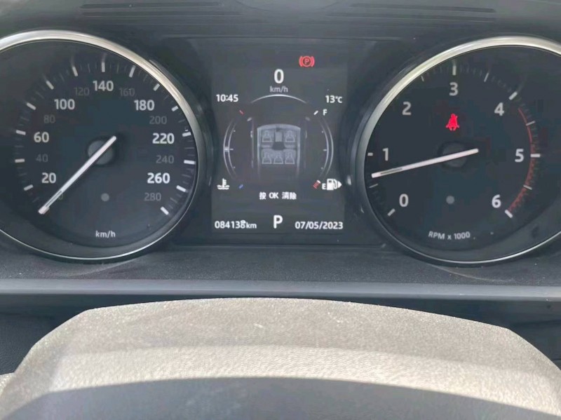 东营17年路虎揽胜运动4