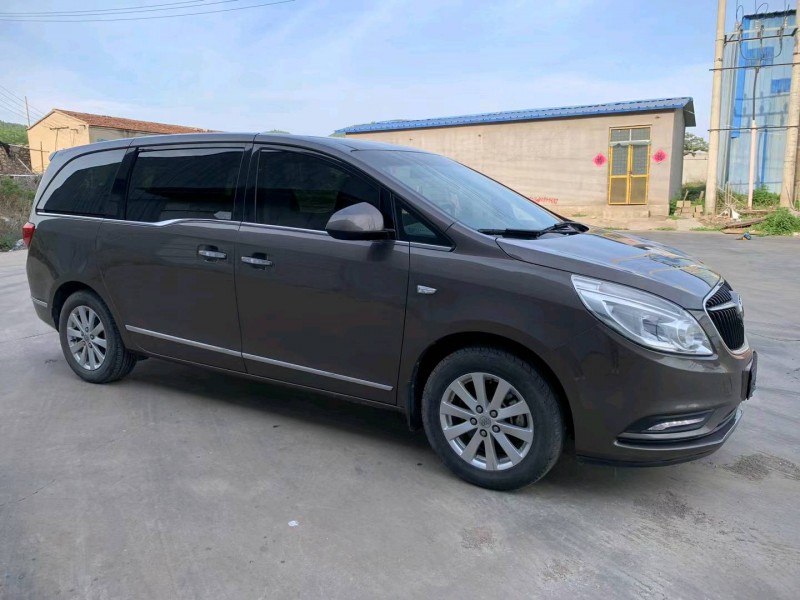 徐州18年别克GL82