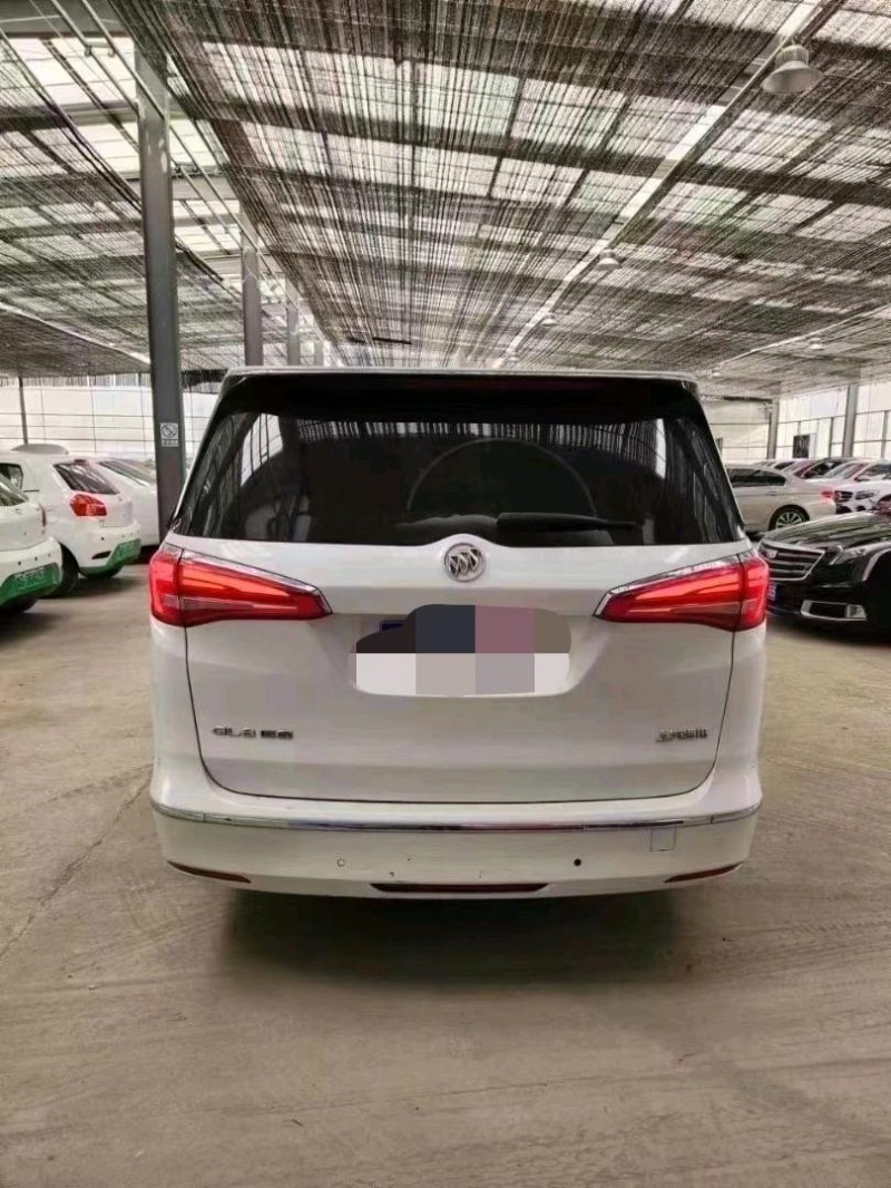 青岛16年别克GL87