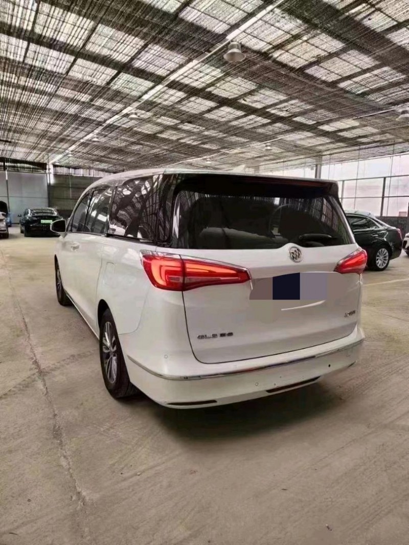 青岛16年别克GL89