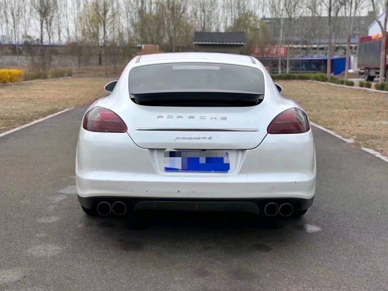 淄博12年保时捷Panamera新能源4